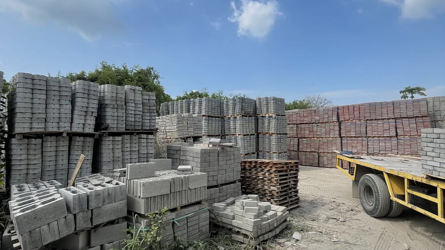 Area produksi dan stok paving block SolidPaving.id