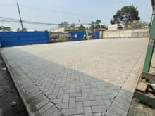 Gudang Tiga Raksa sesudah paving
